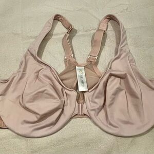 42D Front Closure Racerback Bra